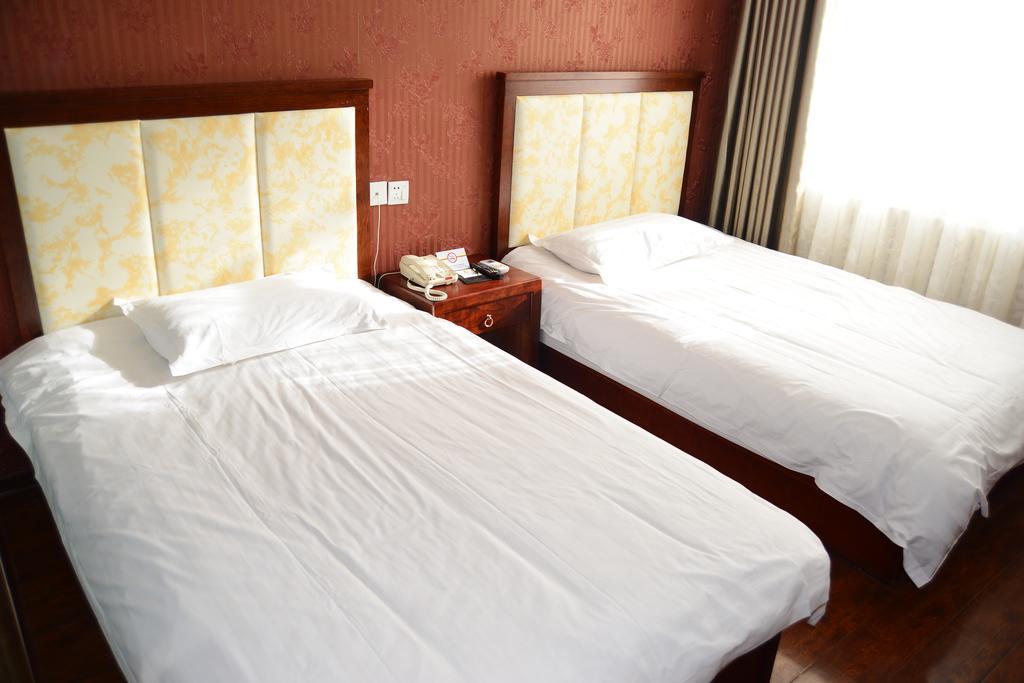 Super 8 Beijing Daxing Huangcun Hotel Kültér fotó