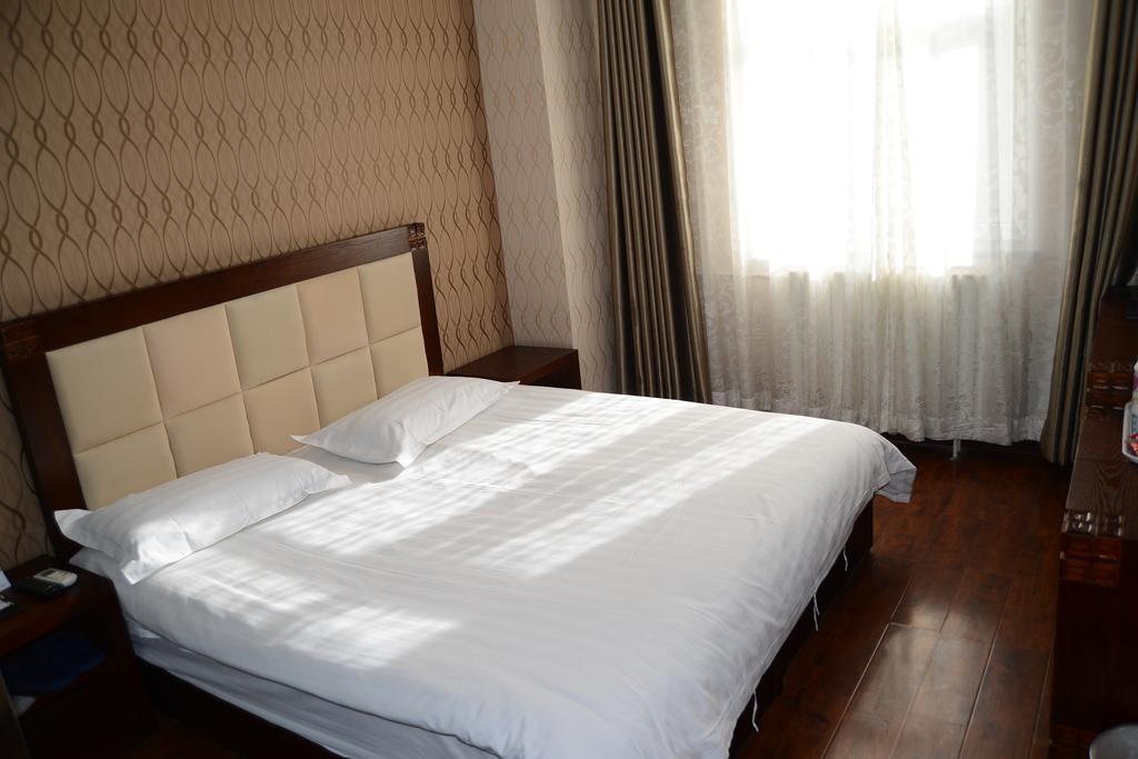 Super 8 Beijing Daxing Huangcun Hotel Kültér fotó