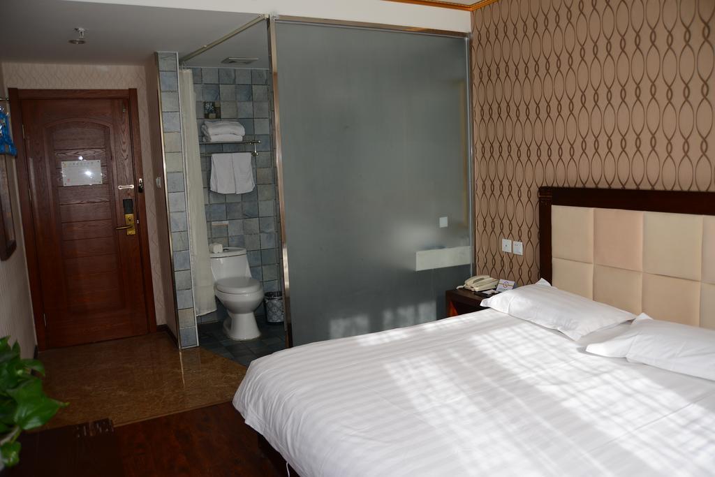 Super 8 Beijing Daxing Huangcun Hotel Kültér fotó